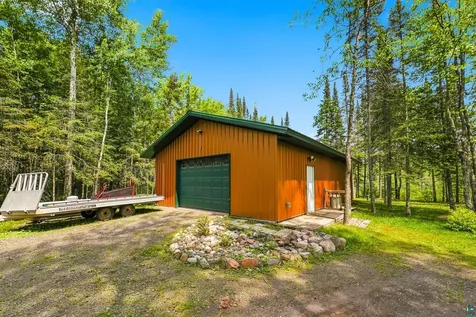 9046 Eagles Club Road Alborn MN 55702