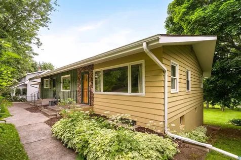 140 W Faribault Street Duluth MN 55803