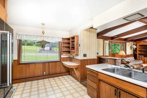 140 W Faribault Street Duluth MN 55803