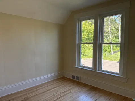 826 E 6th Street Duluth MN 55805