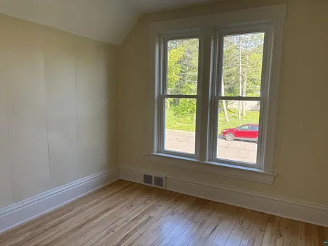 826 E 6th Street Duluth MN 55805
