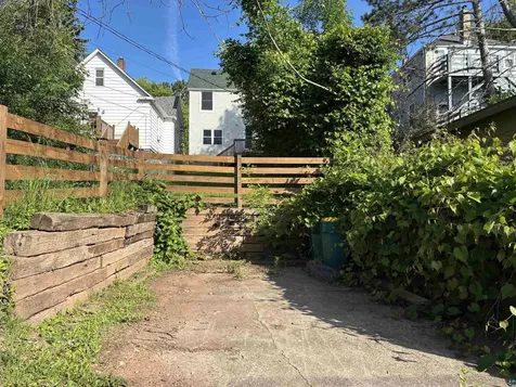 826 E 6th Street Duluth MN 55805