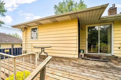 832 N 43rd Avenue W Duluth MN 55807