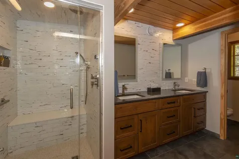 207 9th Avenue W Grand Marais MN 55604
