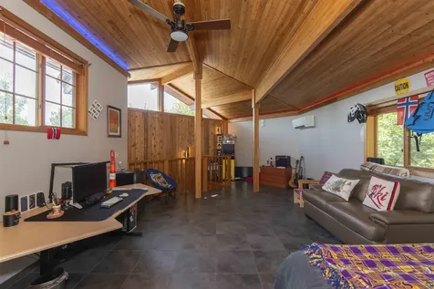 207 9th Avenue W Grand Marais MN 55604
