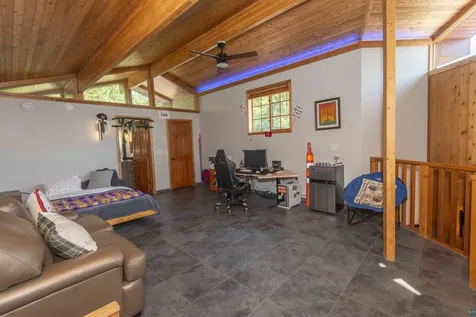 207 9th Avenue W Grand Marais MN 55604
