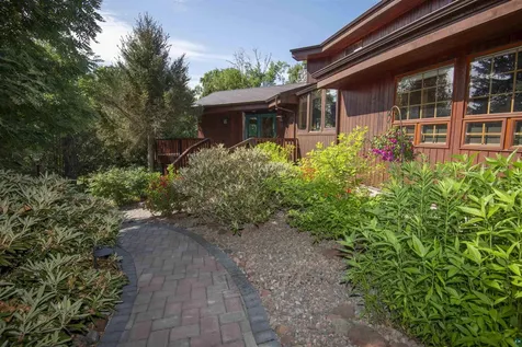 207 9th Avenue W Grand Marais MN 55604