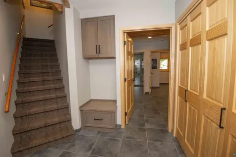 207 9th Avenue W Grand Marais MN 55604