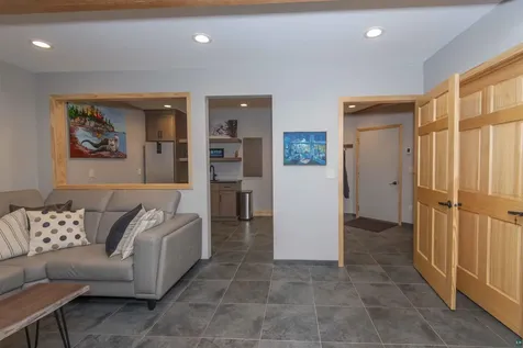 207 9th Avenue W Grand Marais MN 55604