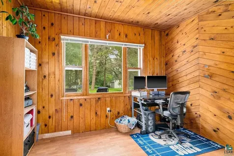 2604 Hagberg Street Duluth MN 55811