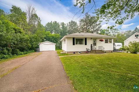 2604 Hagberg Street Duluth MN 55811