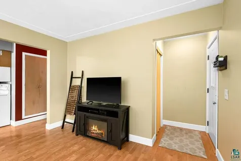 2604 Hagberg Street Duluth MN 55811