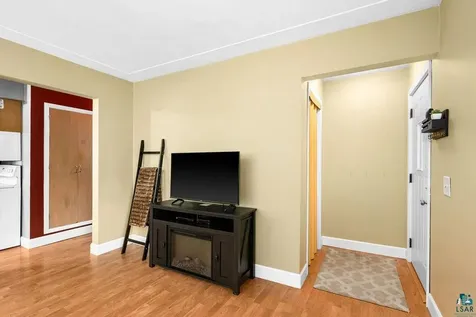 2604 Hagberg Street Duluth MN 55811