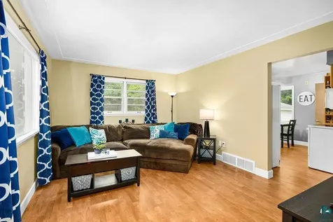 2604 Hagberg Street Duluth MN 55811