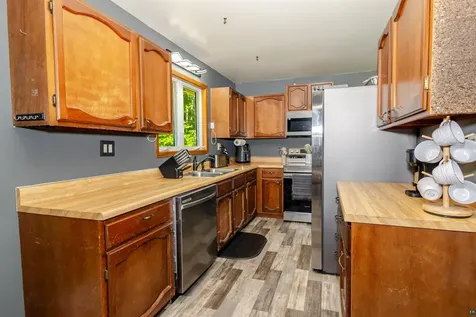 5539 S Darrow Road Superior WI 54880