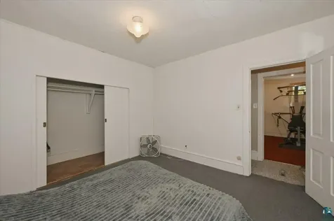 2114 E 6th Street Superior WI 54880