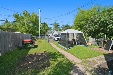 2114 E 6th Street Superior WI 54880