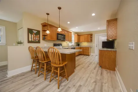 4414 Cambridge Street Duluth MN 55804