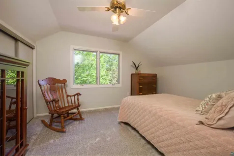 4414 Cambridge Street Duluth MN 55804