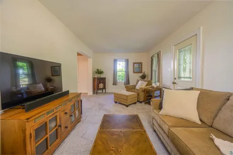 4414 Cambridge Street Duluth MN 55804