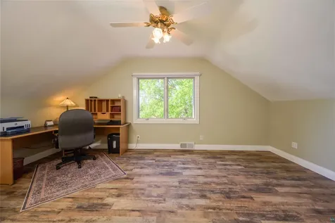 4414 Cambridge Street Duluth MN 55804
