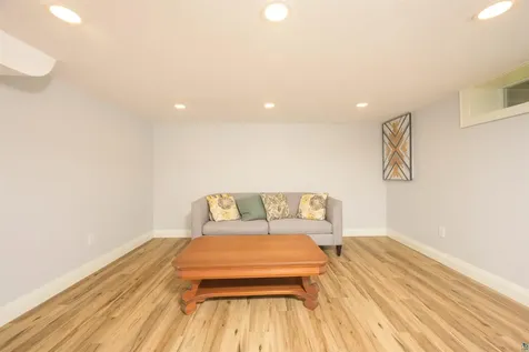 4414 Cambridge Street Duluth MN 55804