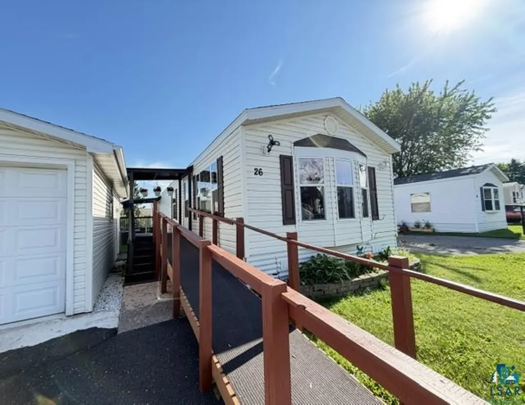 26 Kalmia Drive Duluth MN 55810
