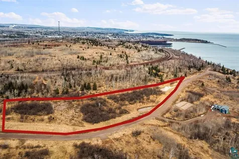 Xxxx E Stanley Road Two Harbors MN 55616