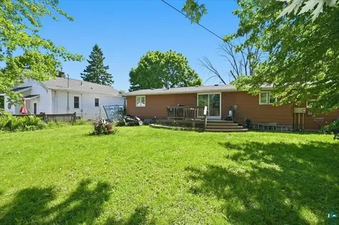 1421 E 5th Street Superior WI 54880