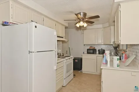1421 E 5th Street Superior WI 54880