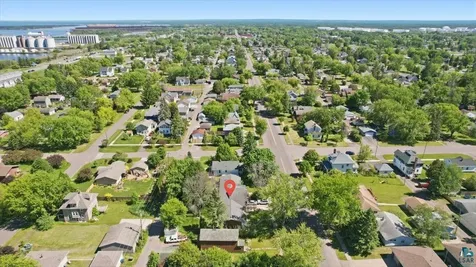 1421 E 5th Street Superior WI 54880