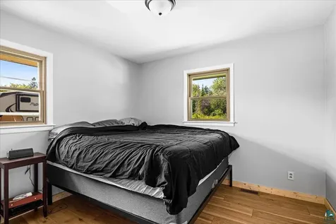 5433 Edwardson Road Silver Bay MN 55614