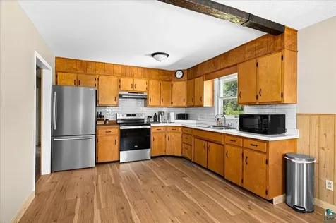 5433 Edwardson Road Silver Bay MN 55614