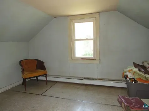3932 E 8th Street Superior WI 54880