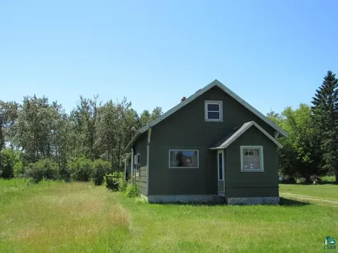 3932 E 8th Street Superior WI 54880