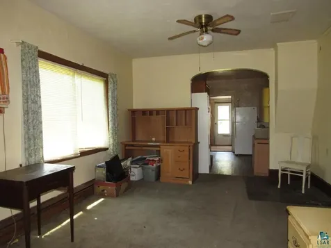 3932 E 8th Street Superior WI 54880
