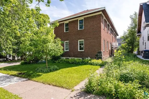 1529 E 5th Street Duluth MN 55812