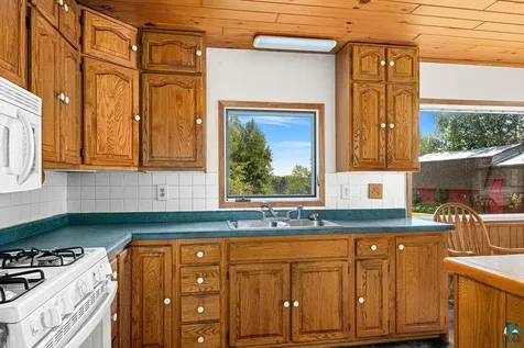 2592 Strandberg Road Barnum MN 55707