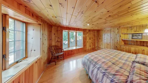 16 Carlson Road Grand Marais MN 55604