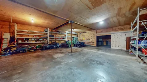 16 Carlson Road Grand Marais MN 55604