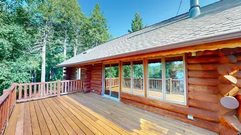 16 Carlson Road Grand Marais MN 55604