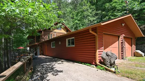 65720 E Pinecrest Road Iron River WI 54847-6572