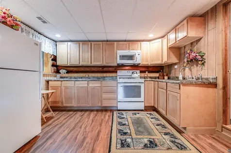65720 E Pinecrest Road Iron River WI 54847-6572