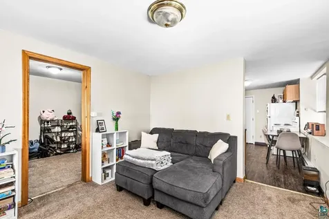 217 E 7th Street Duluth MN 55805