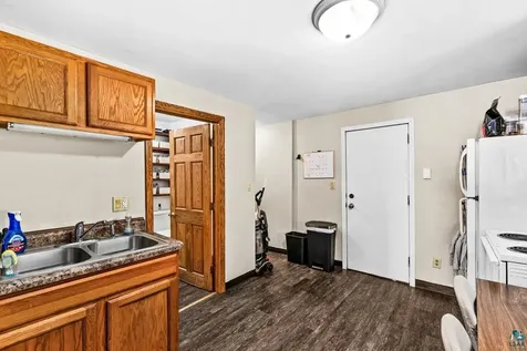 217 E 7th Street Duluth MN 55805