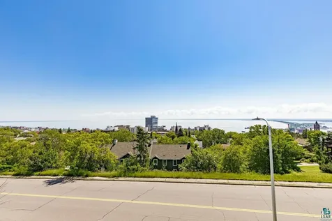 217 E 7th Street Duluth MN 55805