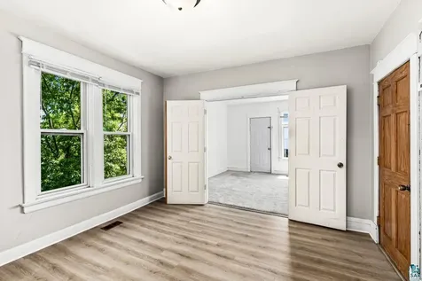 217 E 7th Street Duluth MN 55805