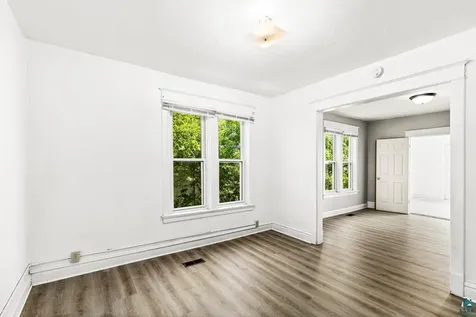 217 E 7th Street Duluth MN 55805