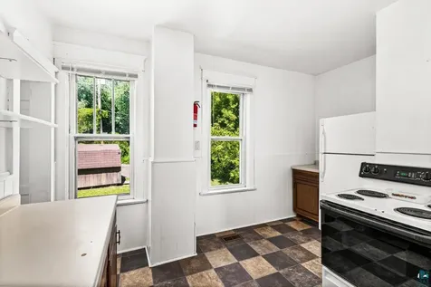 217 E 7th Street Duluth MN 55805