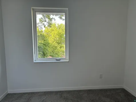 1432 N 8th Avenue E Duluth MN 55805
